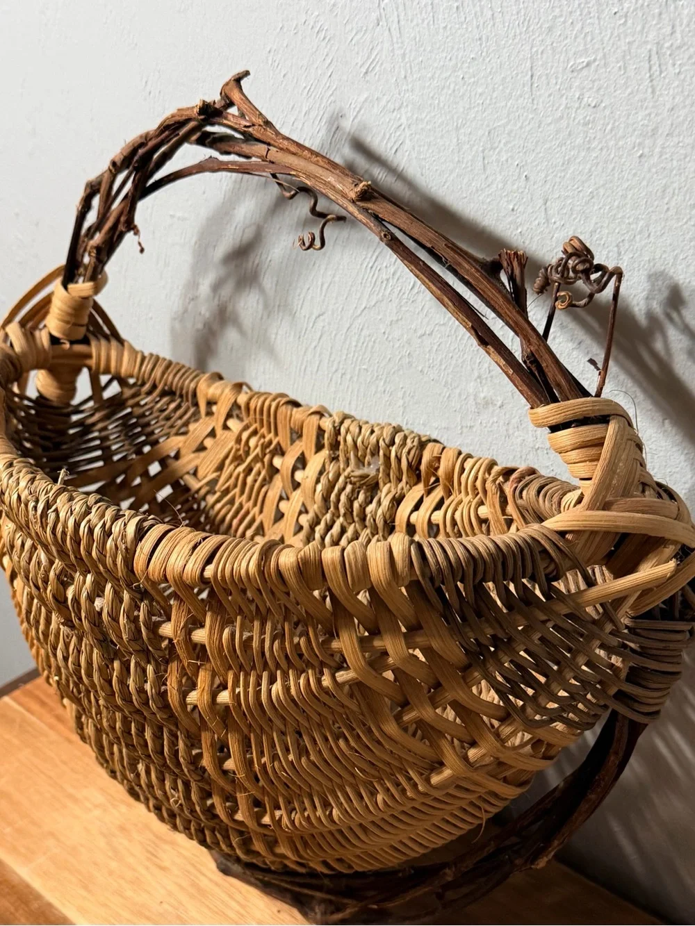 Vintage Handwoven Wicker Basket with Vine Handle - Natural Tan